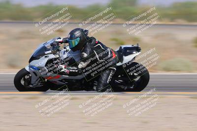 media/Oct-01-2023-SoCal Trackdays (Sun) [[4c570cc352]]/Turn 15 Inside (140pm)/